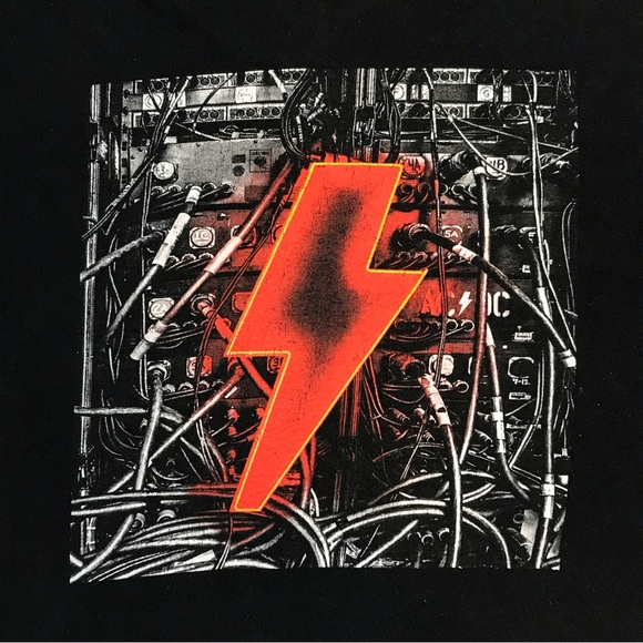 AC/DC Australian Rock Band Tee Mens Rock N’ Roll Lead Singer Brian Johnson Shirt - Picture 5 of 7